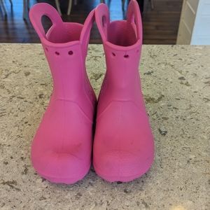 Croc rainboots 9 c